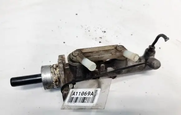 Toyota Previa (XR30, XR40) II Clutch master cylinder 
