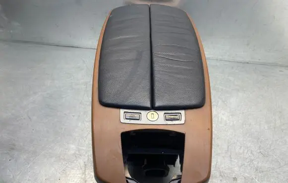 BMW 7 E65 E66 Armrest 7011600