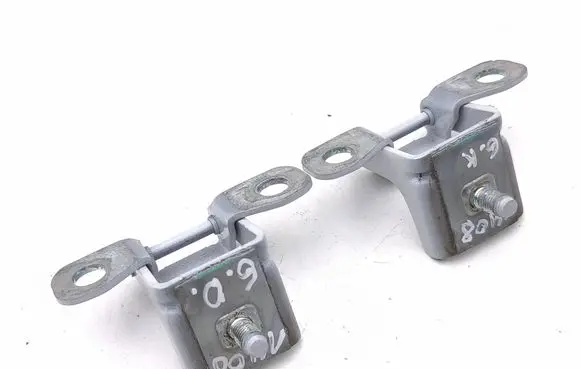 Renault Arkana Loading door hinge set 