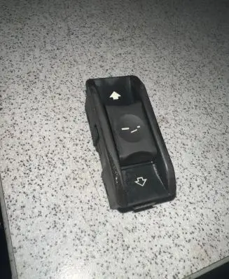 BMW 5 E60 E61 Sunroof switch 6907288 030150 6131