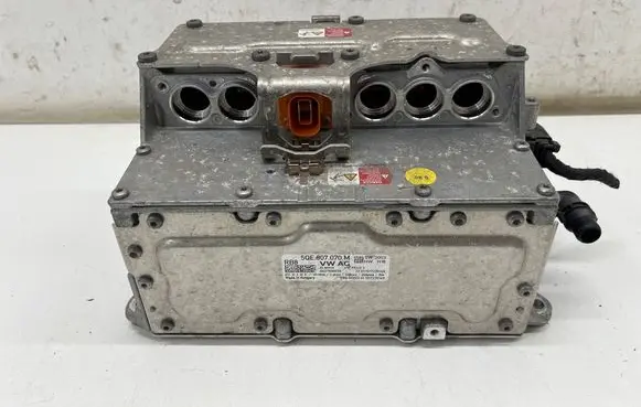 Volkswagen e-Golf Voltage converter inverter 5QE907070M