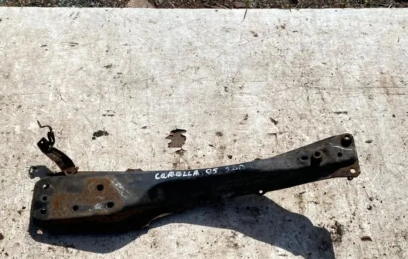 Toyota Corolla Verso AR10 Front subframe