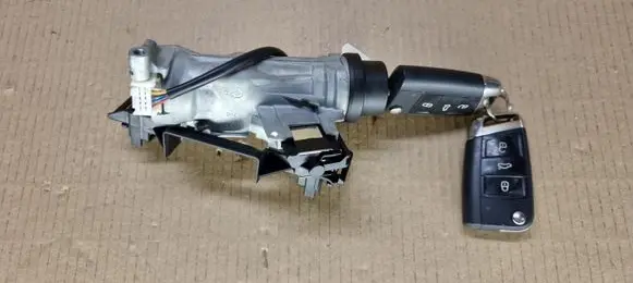 Volkswagen Golf VII Ignition lock 5Q0905865A 409565