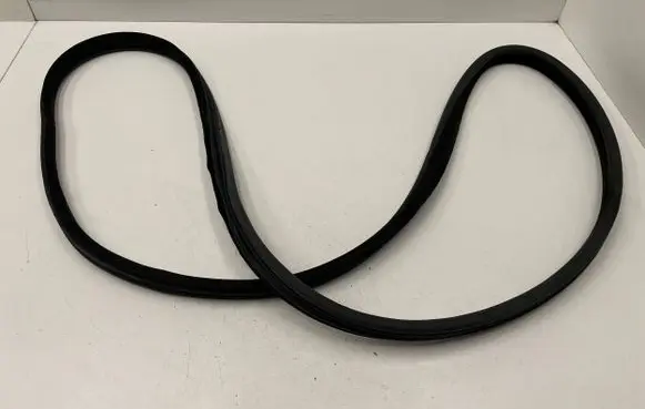 Jaguar XF X250 Rubber seal front coupe door 