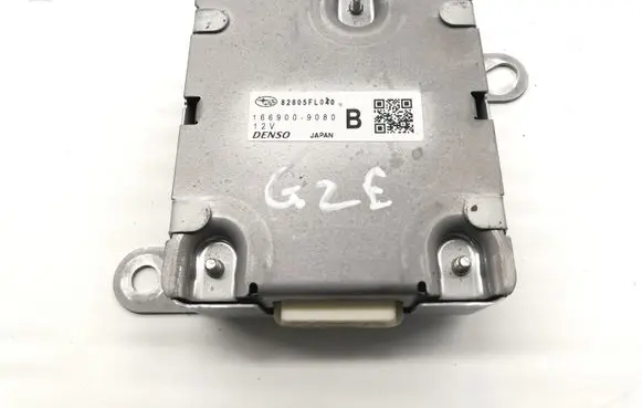 Subaru XV Other devices 82805FL040