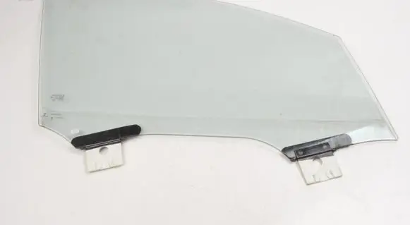 Porsche Macan (95B) Front door window glass four-door 