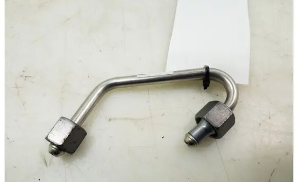 Mercedes-Benz B W246 W242 Fuel injector supply line/pipe A2700700332