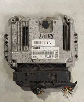 KIA Rio Engine control unit/module 391012a616 0281015461