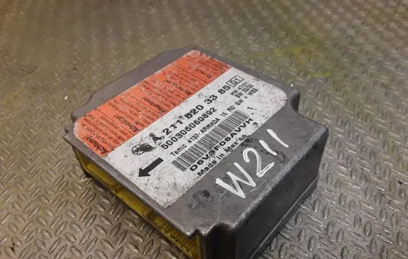 Mercedes-Benz E W211 Airbag control unit/module 2118203385