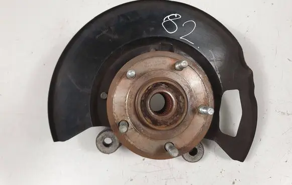 Chrysler Town & Country V Front wheel hub 04743579AB 04779781AA 199AB
