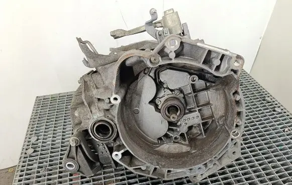 Opel Corsa D Manual 6 speed gearbox M3255192042