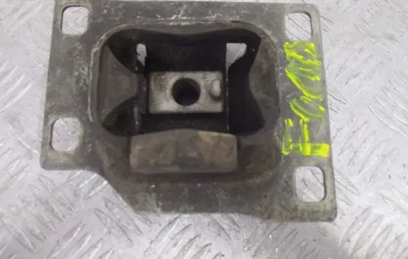 Ford Focus Engine mount vacuum valve 98AB7M121AJ