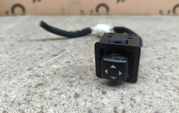 KIA Stinger Steering wheel adjustment switch 93691J5000