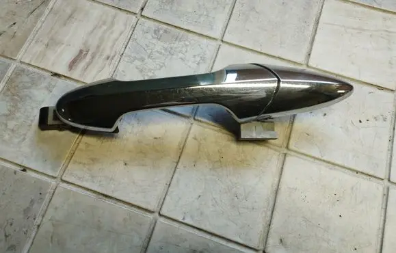 Honda FR-V Front door exterior handle