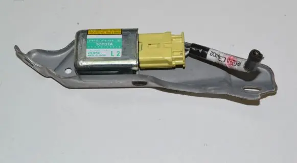 Lexus GS 300 350 430 450H Airbag deployment crash/impact sensor 8983430020