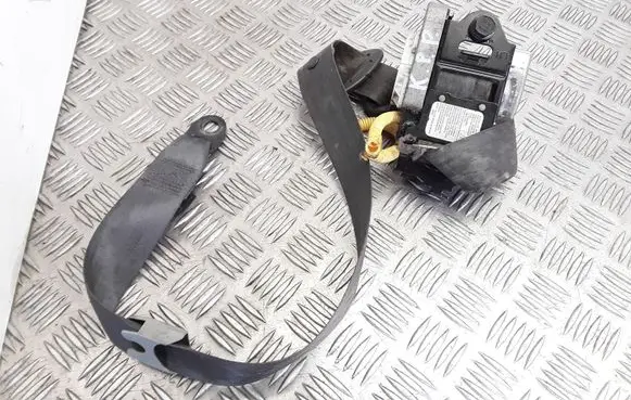 KIA Cerato Front seatbelt 888102F200