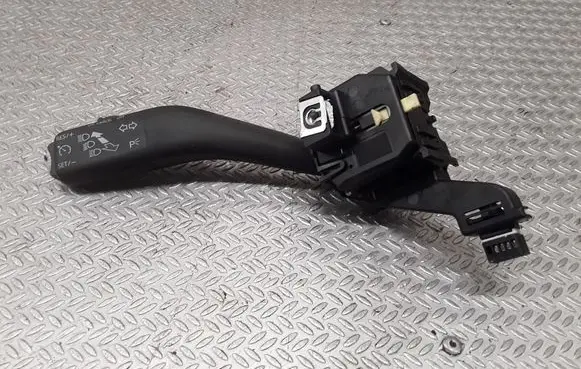Volkswagen Jetta V Indicator stalk