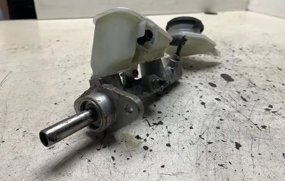 Honda Civic Master brake cylinder 