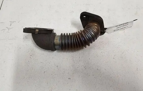 Infiniti M30 EGR valve line/pipe/hose