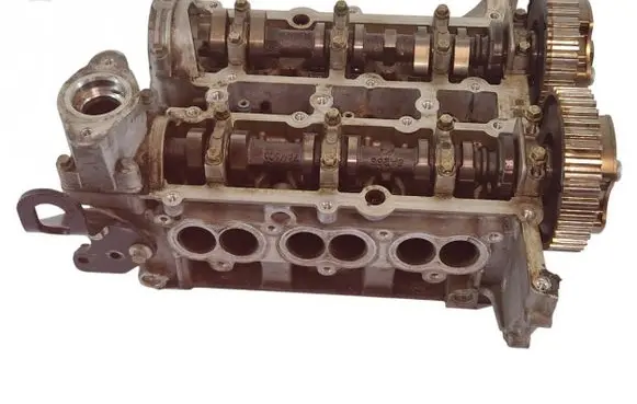 Ford Focus Engine head PBCM5G6090