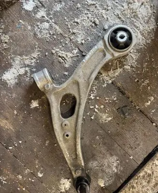 Ford Kuga III Front lower control arm/wishbone LX613A424