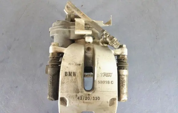 BMW 5 G30 G31 G38 Rear brake caliper 53018C