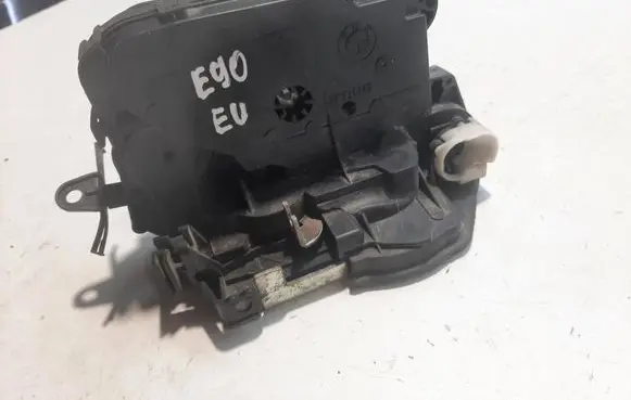BMW 3 E90 E91 Front door lock 7059967