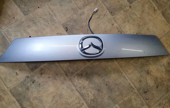 Mazda 6 Trunk door license plate light bar GS2A50811