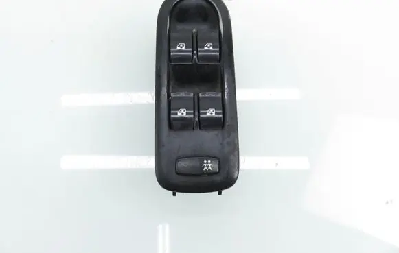 Renault Scenic II - Grand scenic II Electric window control switch 156018070