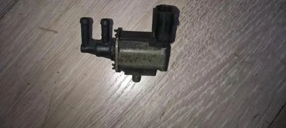 Mazda 626 Turbo solenoid valve k5t48075