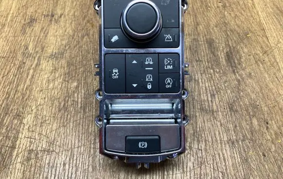 Land Rover Discovery 5 Other control units/modules HPLA14B596LE 10344654 01428173130308