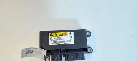 Opel Insignia A Airbag control unit/module 13578320