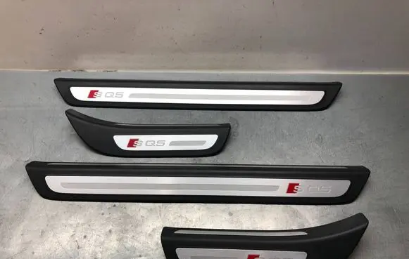 Audi Q5 SQ5 Foot area side trim AUDI-SQ5