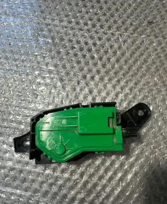 Hyundai Santa Fe Fuel tank cap lock 
