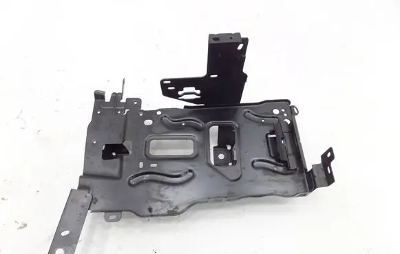 Peugeot 5008 II Battery tray 9844868180