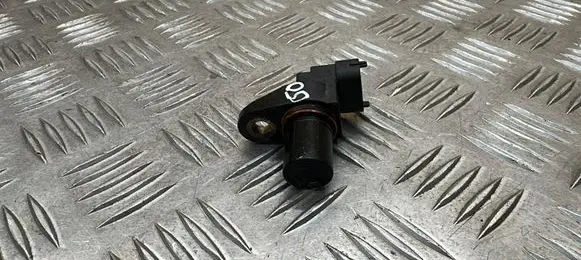 Mercedes-Benz E W212 Camshaft position sensor A0051531328