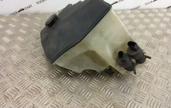 BMW X3 E83 Windshield washer fluid reservoir/tank 3403211