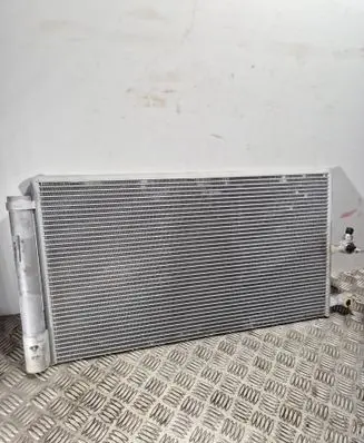 Volvo XC90 A/C cooling radiator (condenser) 31686413 32224825 31368366