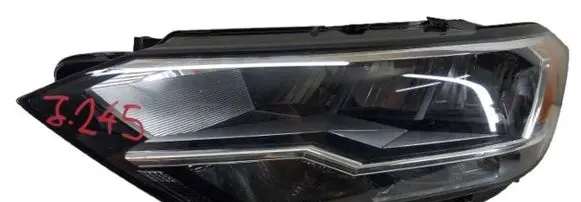 Volkswagen Jetta USA Headlight/headlamp 17A941035A
