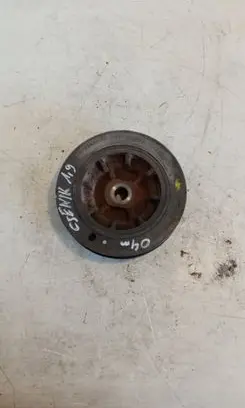 Renault Megane III Crankshaft pulley 7700104292C