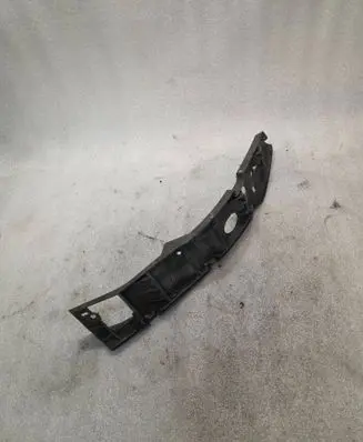 Volkswagen Touareg I Front bumper mounting bracket 7L6807184A