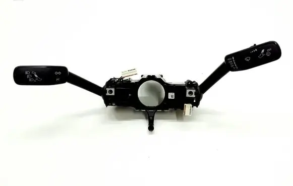 Volkswagen PASSAT B8 Indicator stalk 5Q0953521AF 5Q0953502