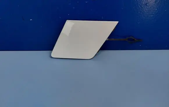 Opel Mokka B Front tow hook cap/cover 9835274980