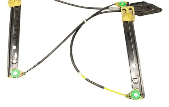 Audi A1 Front door manual window regulator 8X3837462