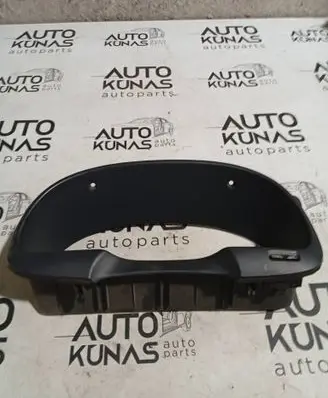 Hyundai Santa Fe Dashboard trim 84831 2B000