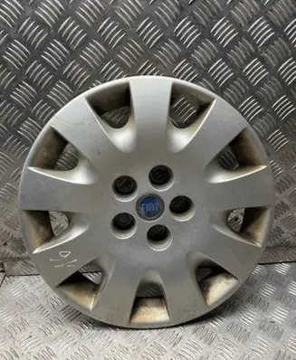 Fiat Freemont R16 wheel hub/cap/trim 51727196