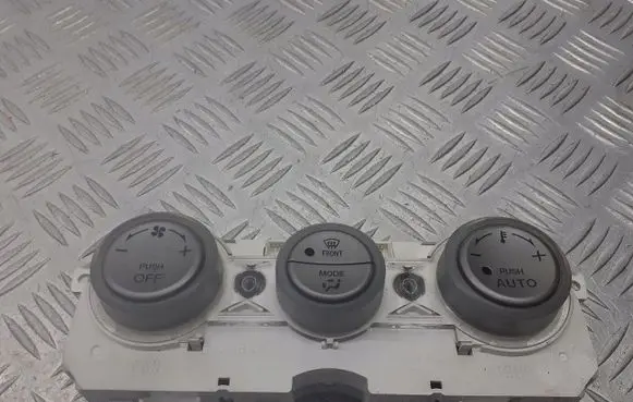 Mazda 6 Interior fan control switch 