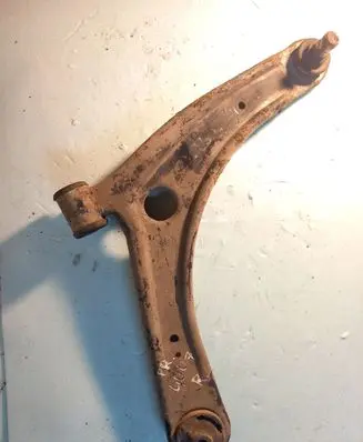 Peugeot 4007 Front lower control arm/wishbone
