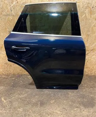 Porsche Cayenne (9Y0 9Y3) Front door