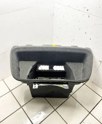 Audi R8 42 Rear door card panel trim 420863362D